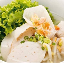 ข้าวกะเพรา สุกี้น้ำ  ขนมปังปิ้ง มาเก๊า มาเก๊า