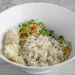 บะหมี่ เกี๊ยว ปู แห้ง (พิเศษ)