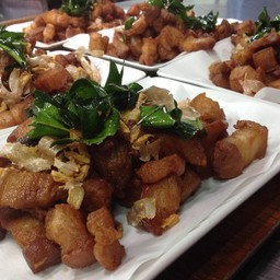 หมูสามชั้นคั่วเกลือ