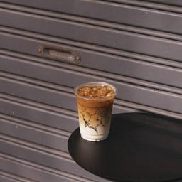 Coffee with milk (Adventurous)