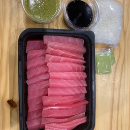 ทูน่าซาชิมิ 500g free!