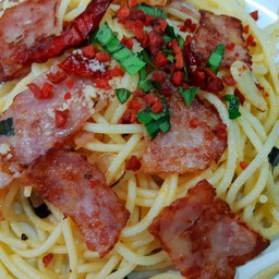 สปาเก็ตตี้ผัดพริกแห้ง