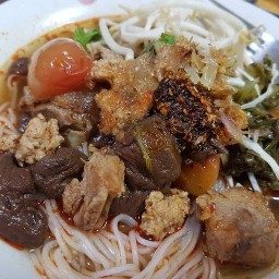 พหล67ยำรสเด็ดสลัดโรลรวม พหลโยธิน67