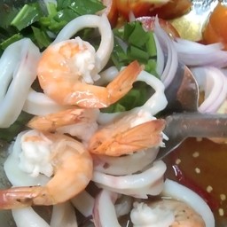 ยำกุ้งสุก