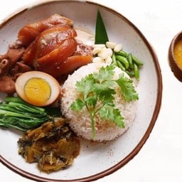 ปิ่นโต(วัดป้อม)