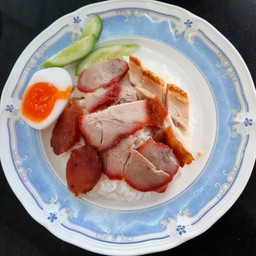 ข้าวหมูแดง (ทุกอย่าง)