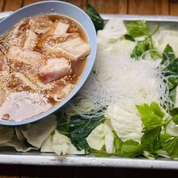 หมูกับสามชั้น