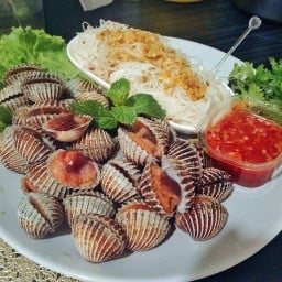 แกะหอย สุขุมวิท48