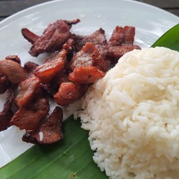 ข้าว หมูทอดแดดเดียว