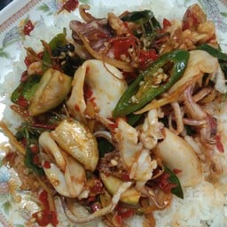 ผัดฉ่าราดข้าว