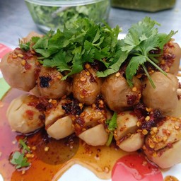 ลูกชิ้นหมูใหญ่