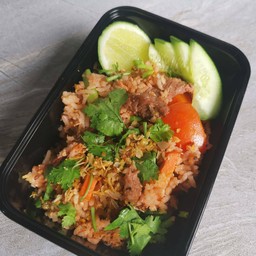 ข้าวผัดรถไฟ(เนื้อ)