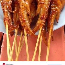 ไก่ทอดเจ๊ตุ๊กบ้านสิงห์