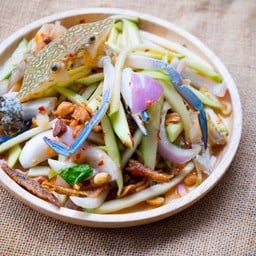ตำยำแซ่บนัวยำรัวรัว(เส้นถนนคนเดิน)