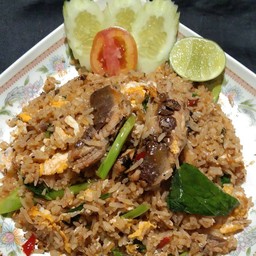 ข้าวผัดปลากระป๋อง