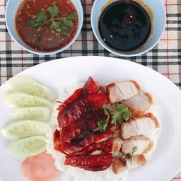 ข้าวเป็ดย่าง + หมูกรอบ