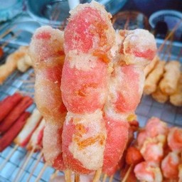 ไส้กรอกแดงแหลมทอง