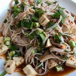 ยำขนมจีน-หมูยอ