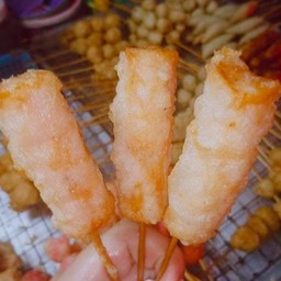 แหนมนะเนี่ยชุบแป้ง