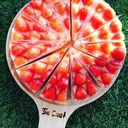 THE CAKE & Bread :  by ฟาร์มคุ้มครอง ออแกร์นิค