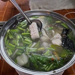 ปลาม้าต้มยำ