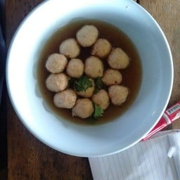 ก๋วยเตี๋ยวเรือตะแคงชามบ้านปลาดุก