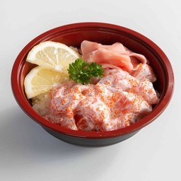 ข้าวหน้าสลัดแซลมอน