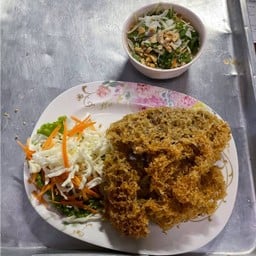 ยำปลาดุกฟู