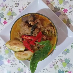 กับข้าวแกงเขียวหวานเนื้อ