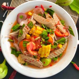 ยำข้าวโพดหมูยอ