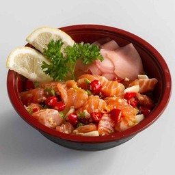 ข้าวหน้ายำแซลมอนแซ่บ