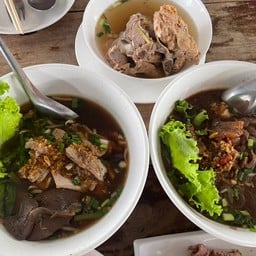 เกี๋ยวเตี๋ยวเนื้อ