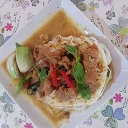 ขนมจีนแกงเขียวหวานเนื้อ