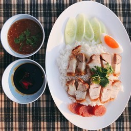 ข้าวหมูกรอบ