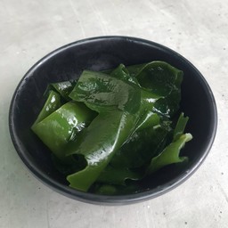 สาหร่ายวากาเมะ