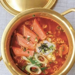 มาม่าเกาหลี ต้นตำรับ