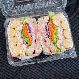 จัมโบ้(ไส้กรอกปูอัดและโบโลน่า)