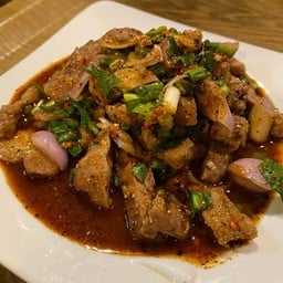 หมูน้ำตก