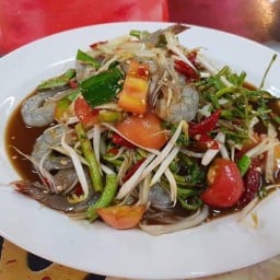 ส้มตำ ยำแซ่บ อาหารตามสั่ง ( ร้านพะณคร )