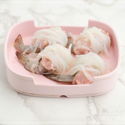 กุ้งพันบุก