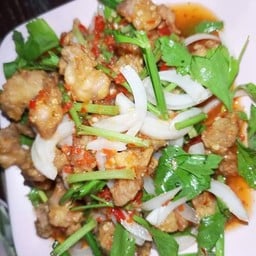 ยำเอ็นไก่ทอด