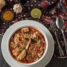 ก๋วยเตี๋ยวต้มยำทะเล