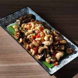 ถั่ว3สหายคั่วเกลือ