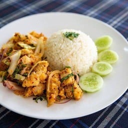 ข้าวยำไก่ทอด
