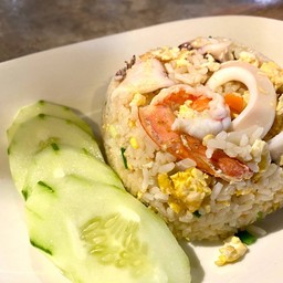 ข้าวผัดทะเล