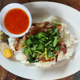 ป้าจิ๋ม อาหารตามสั่ง&ข้าวขาหมู