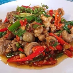 ยำนัวกลางซอย