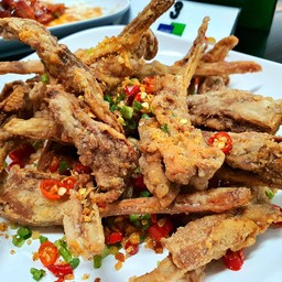 ปากเป็ดคั่วพริกเกลือ 椒盐炸鸭下巴