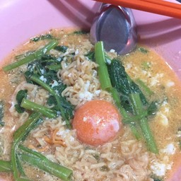 มาม่าใส่ไข่