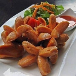 ไส้กรอกหนังกรอบ